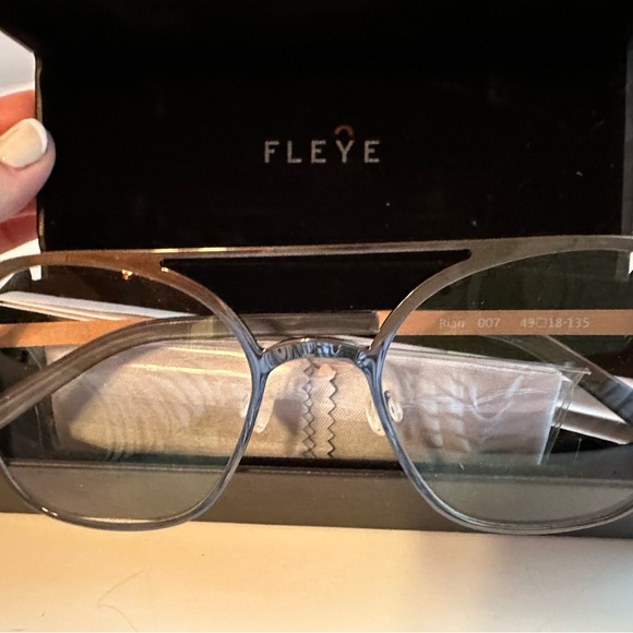 Made in Denmark glass frames from Fleye - Picture 2 of 6